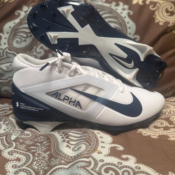 Nike Alpha Menace 4 Pro Football Cleats Size 8.5 - FD7037-104 - Picture 2 of 9